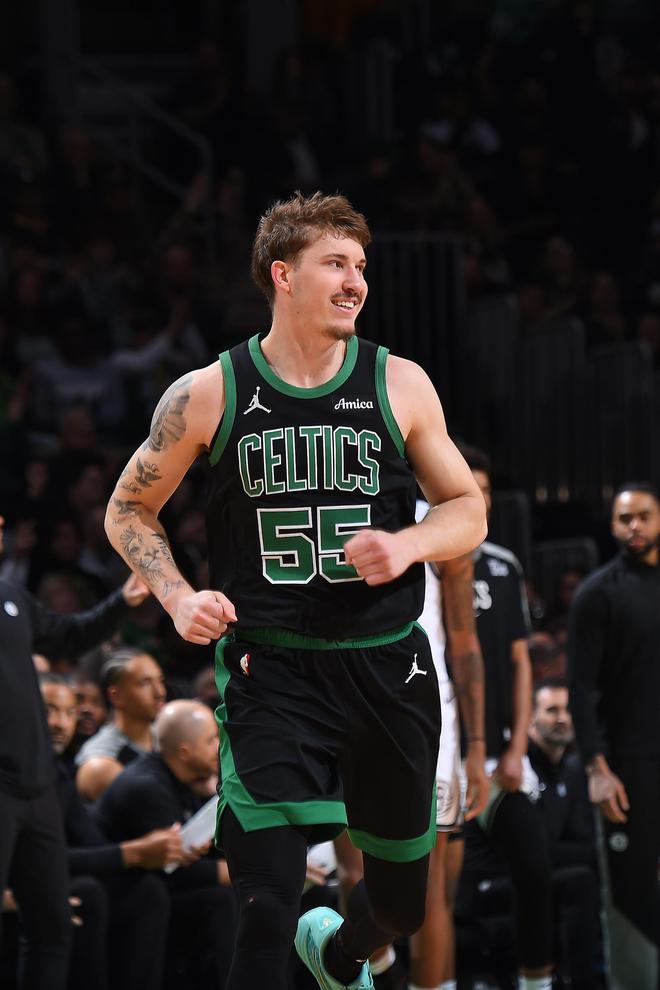 真人娱乐-逆转之夜！凯尔特人最后时刻连续得分取胜，评论工具支持合作大学首页.-真人娱乐