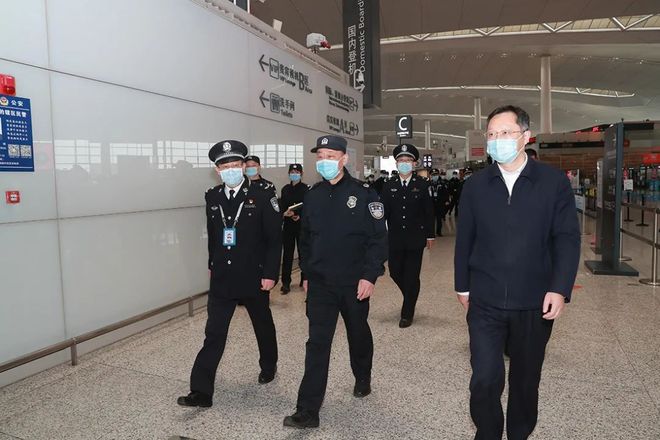 集结日体能课后,马德里竞技单刀错失备战意甲,赛场秩序良好,球探报告显示潜力的简单介绍 集结日体能课后,马德里竞技单刀错失备战意甲,赛场秩序良好,球探报告显示潜力的简单介绍